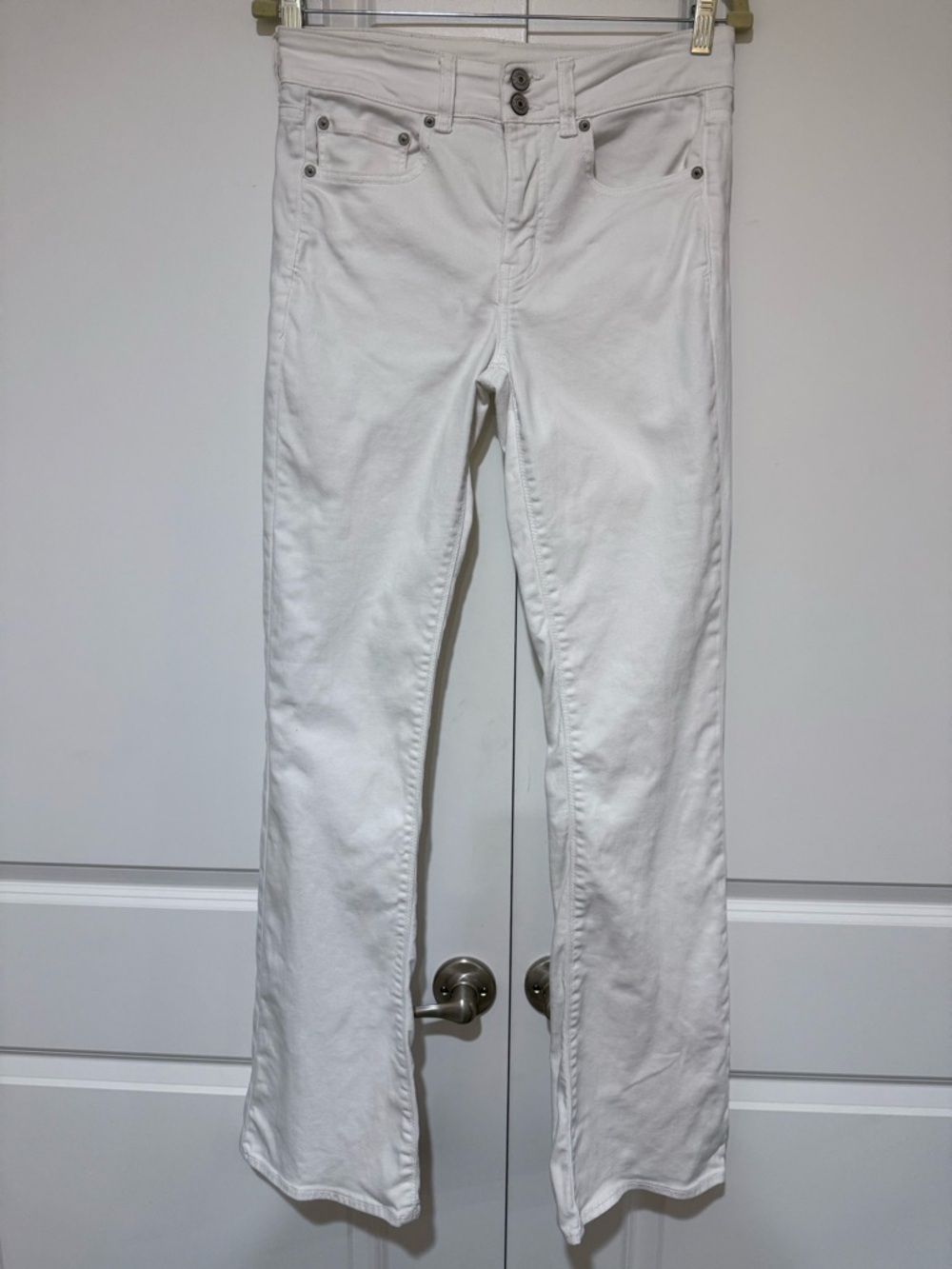 American Eagle White Hi-Rise Artist Flare Jeans